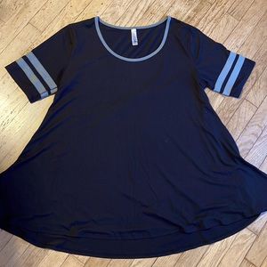 LuLaRoe Perfect T